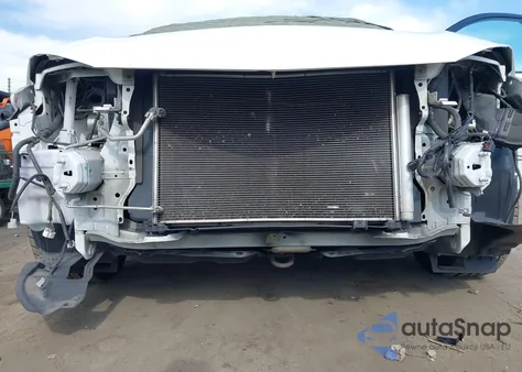 2018 Toyota Corolla Se from USA, damaged, VIN 2T1BURHE2JC022364